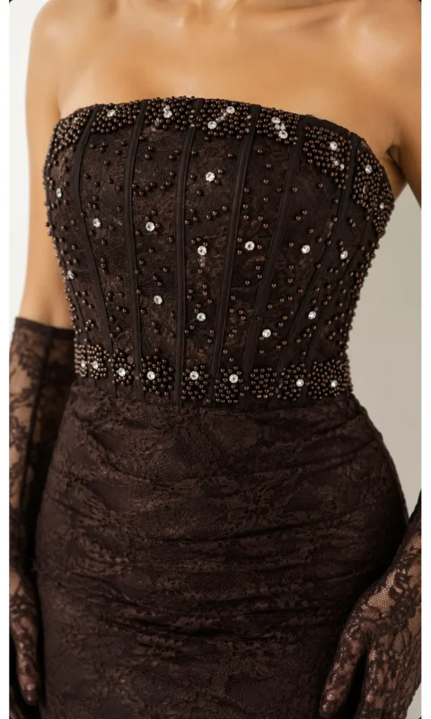 Kahverengi Dantel Korseli Taş ve Boncuk İşlemeli Straplez Gece Elbisesi
